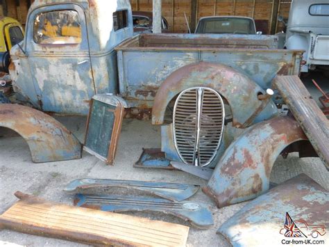 1940 ford sheet metal parts|1940 Ford inner fenders.